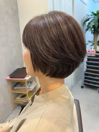 ショート カラー 似合う髪型見つけます AYAKAのヘアスタイル