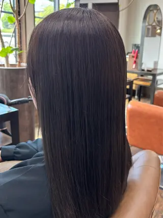 ロング 對比地 茜のヘアスタイル