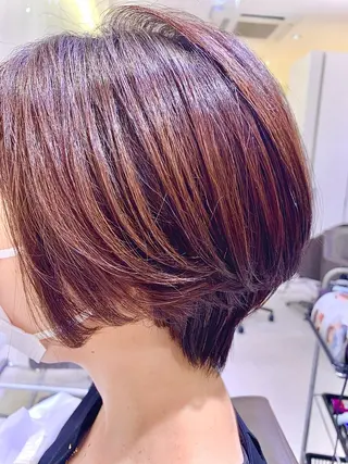 ショート ARMONY秋山輝也 コテ巻き風パーマ特化のヘアスタイル