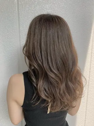 セミロング カラー 💎赤み消しカラー 特化型デザイナー💎のヘアスタイル
