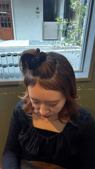 ミディアム 甲斐 真桜のヘアスタイル
