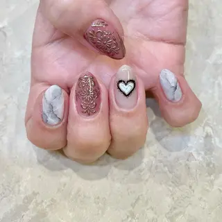 ネイル Aina SAORIのネイルデザイン