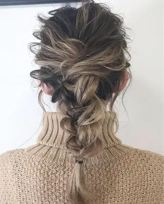 セミロング カラー ヘアアレンジ Lien 深井店のヘアスタイル