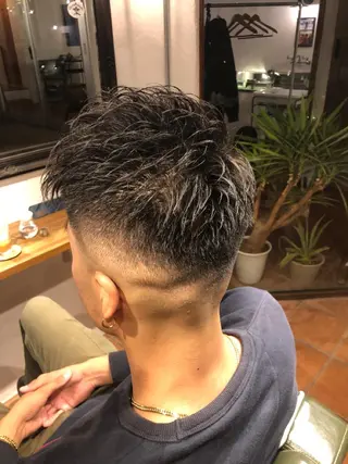 ショート メンズ 冨士川 英樹のヘアスタイル