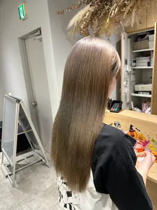ロング 巻ける髪質改善🫧ハ イライト/永田汰伊智のヘアスタイル
