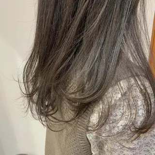 セミロング 名駅🦢大人艶カラー 🪽カミヤアカネのヘアスタイル
