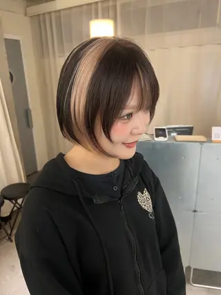 ショート カラー 圧倒的デザイン力 店長🎨RENAのヘアスタイル