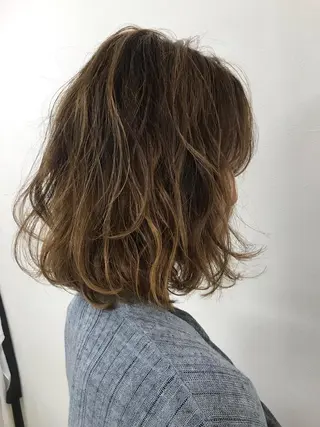 ミディアム カラー HBLディプロマ所有 AZUSAのヘアスタイル