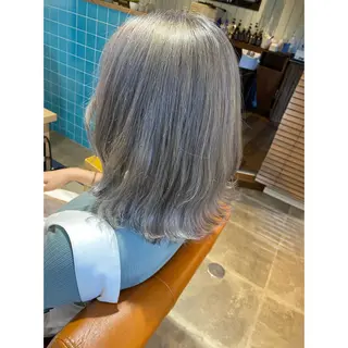 カラー 🩵盛れる顔周り/ 艶カラーemi🩵のヘアスタイル