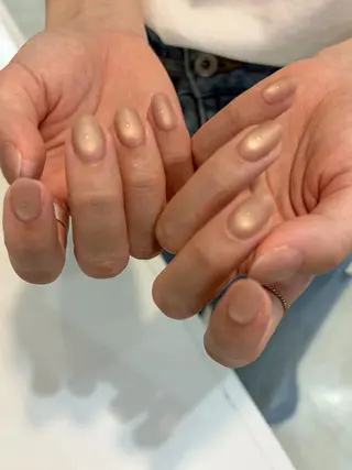 ネイル Salondevi2 isanaのネイルデザイン
