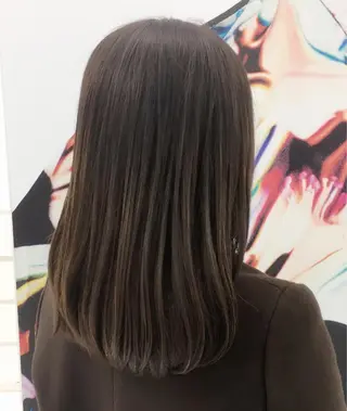 セミロング パーマ 趙 英来のヘアスタイル