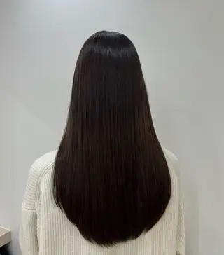 カラー 🐯たいが /艶カラー✨のヘアスタイル