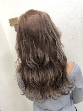 セミロング カラー MAKO ❤️🔥NEXTのヘアスタイル