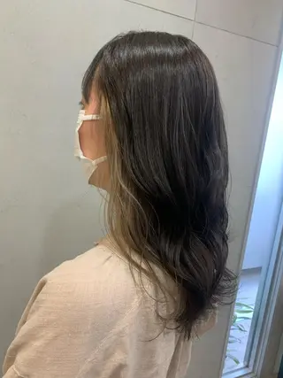 ミディアム おせ ちさとのヘアスタイル