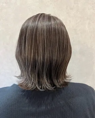 カラー 町山 すみれのヘアスタイル