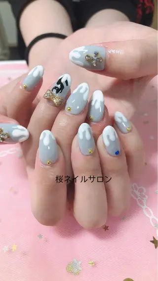 ネイル MoonNail ユリ🌸のネイルデザイン