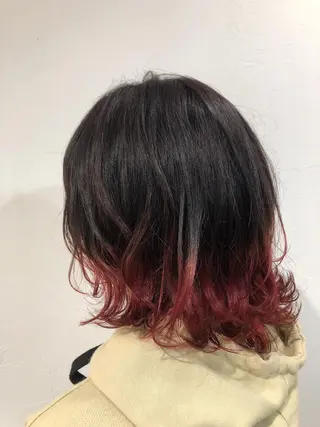 セミロング カラー やました りなのヘアスタイル