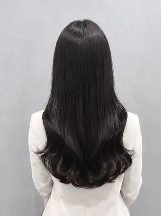 ロング カラー girly上品ヘア 🎀／ベージュikuのヘアスタイル
