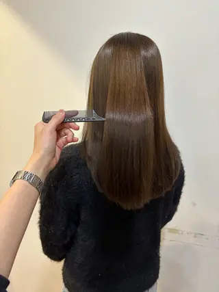 カラー NEIRO/ベージュ /グレージュのヘアスタイル