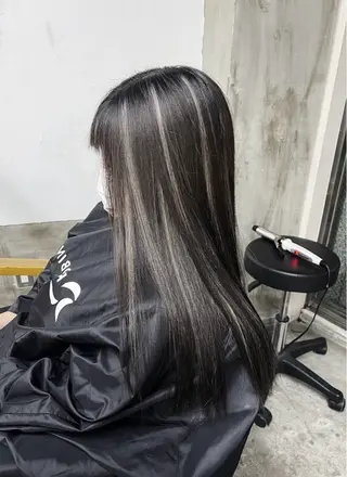 セミロング カラー 指名数No.1 /NAOYAのヘアスタイル