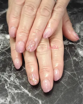 ネイル LUANA TAKAHASHIのネイルデザイン