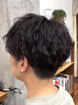 パーマ 山根 桜のヘアスタイル