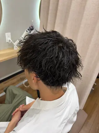 パーマ メンズ 岡野 綾のヘアスタイル