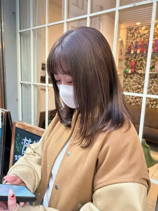 カラー lomalia moekaのヘアスタイル