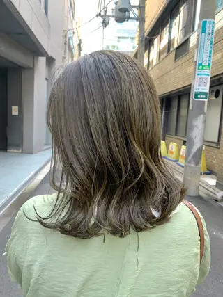 ミディアム 酸性ストレート/ブリ ーチなし/中村 匠のヘアスタイル