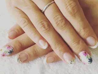 ネイル Agu. Nail tomoのネイルデザイン