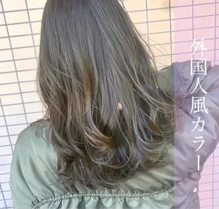 セミロング カラー うる艶/レイヤー 🪞池袋LAND🪞のヘアスタイル