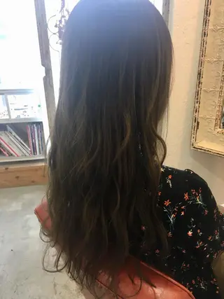 ロング カラー fio マナミのヘアスタイル