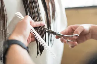 セミロング k. akiraのヘアスタイル