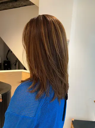 セミロング 稲毛田 楓のヘアスタイル