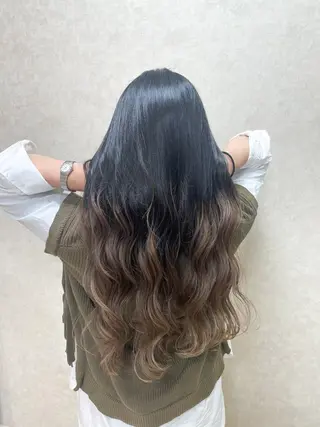 ロング 前田 菜奈子のヘアスタイル