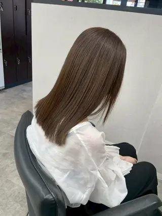 セミロング カラー 初めでも安心🌟 newi町田✂のヘアスタイル