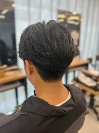 メンズ 伊藤 莉奈　韓国ヘアのヘアスタイル