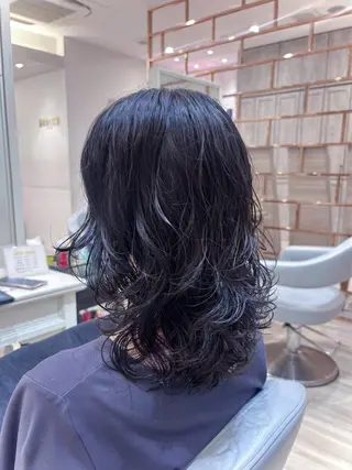 ミディアム パーマ パーマ/レイヤー かどたはるなのヘアスタイル