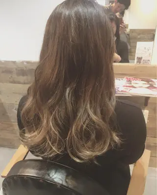 セミロング カラー パーマ ハイトーン×髪質改善 KENTAのヘアスタイル