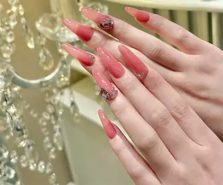 ネイル Dione Nail きよみのネイルデザイン