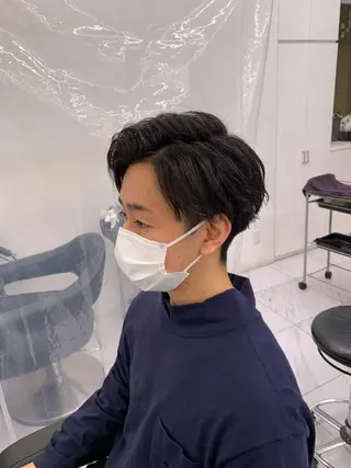 ショート カラー パーマ メンズ メンズパーマ特化 TAIGAのヘアスタイル