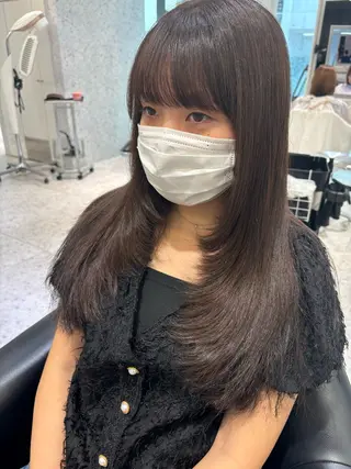 セミロング 山田 ひかりのヘアスタイル
