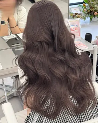 ロング カラー 韓国ヘア　紗希 🦋のヘアスタイル