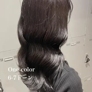 セミロング カラー 抜け感レイヤー︴ ニュアンスカラーのヘアスタイル