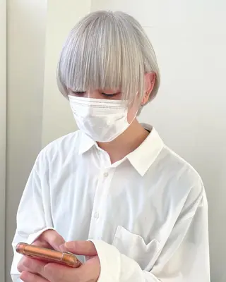 カラー メンズ ダメージレスブリーチ HIROSHIのヘアスタイル