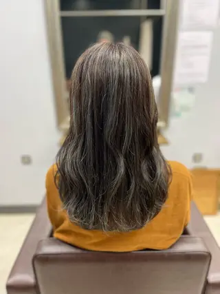 ロング 産休の為お休みです! 小島凜のヘアスタイル