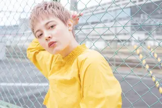 ショート カラー 小林 羽蘭のヘアスタイル
