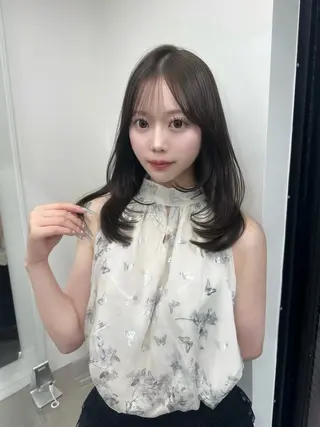 セミロング カラー ヘアアレンジ 大人っぽ中韓レディ ヘア🤍MAOのヘアスタイル