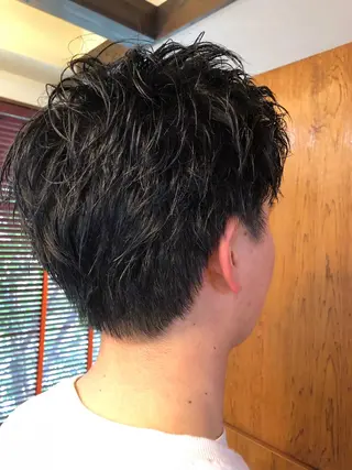 ショート メンズ 長谷川 薫のヘアスタイル