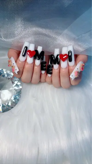ネイル Kayo 💅のネイルデザイン